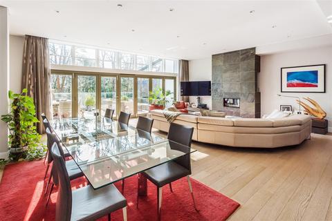 6 Chantry Quarry, Guildford, GU1 3AF