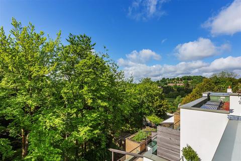 6 Chantry Quarry, Guildford, GU1 3AF