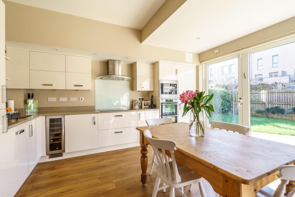 Robert Street, York 3 bed townhouse for sale £550,000