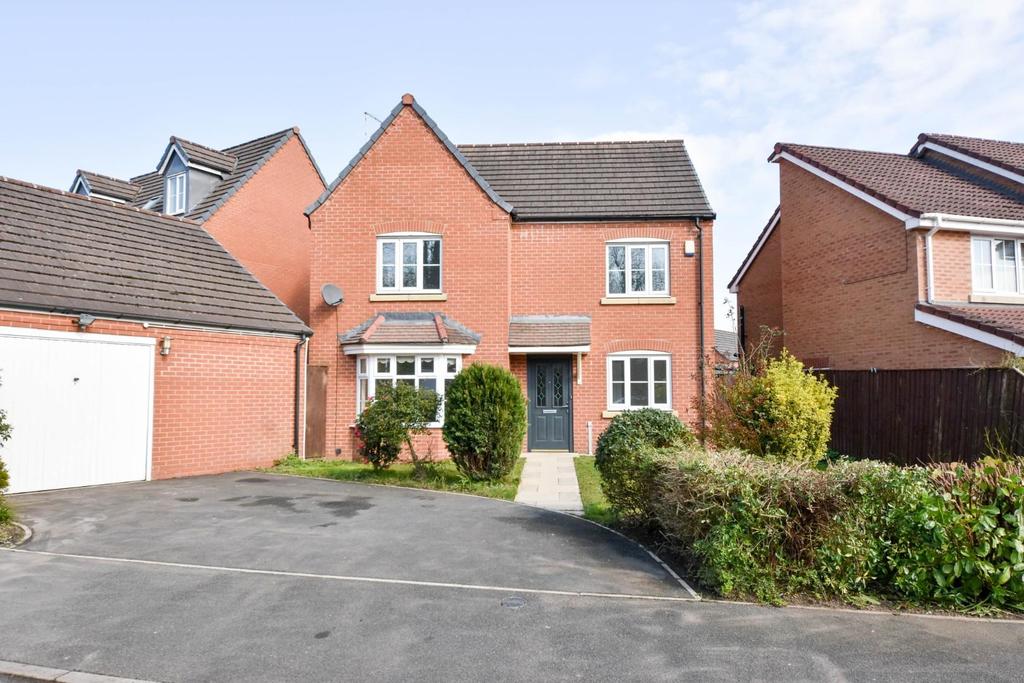 Chatsworth Fold, Springview, Wigan... 4 bed detached house £235,000