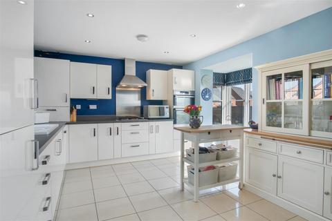 10 Crabtree Drive, Malton, YO17 7FQ