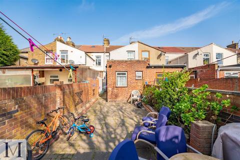 28 Gordon Road, Southall, UB2 5QE