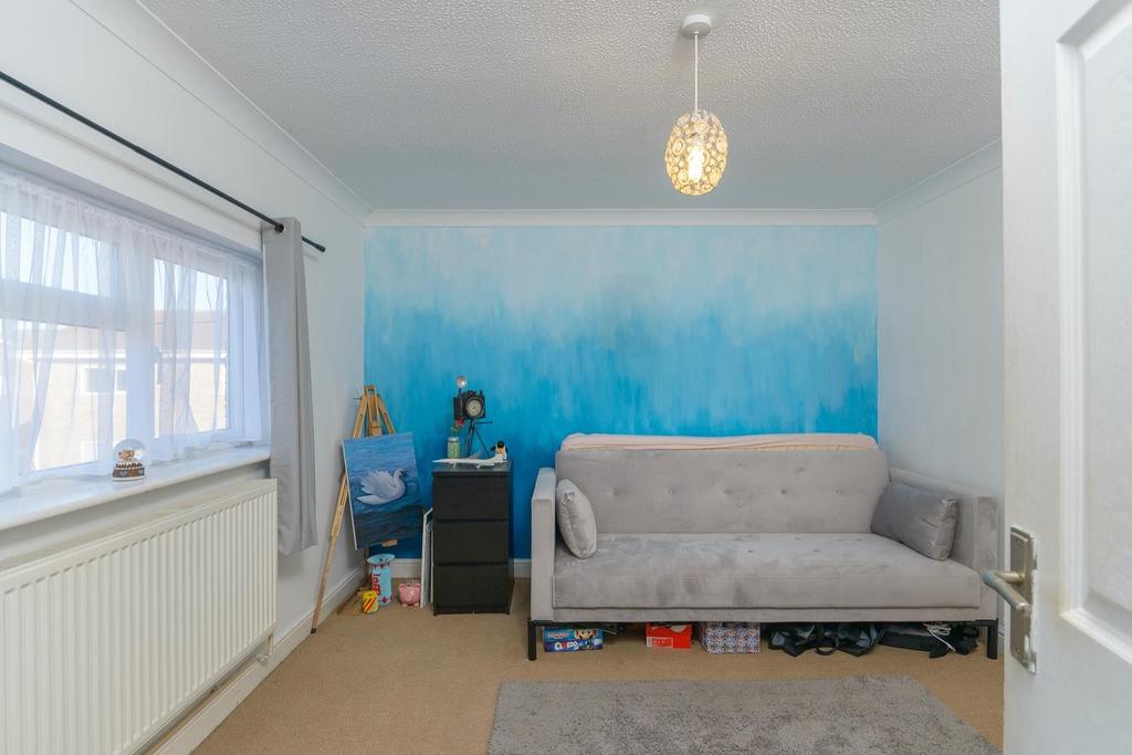 TUOPSDNEROOM13 - Bedroom A.jpg