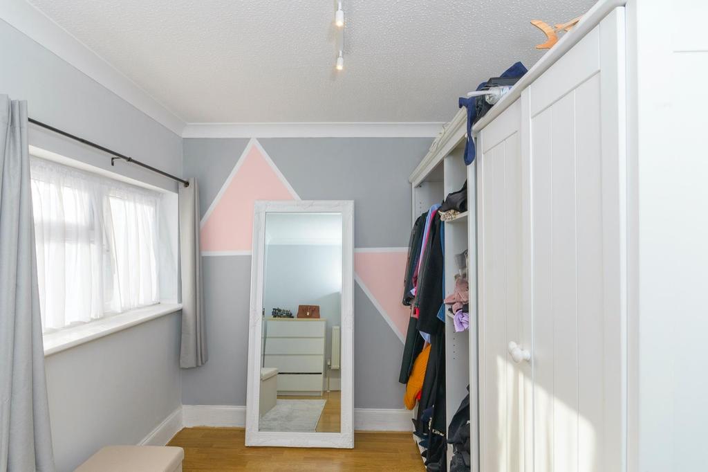 TUOPSDNEROOM13 - Bedroom K.jpg