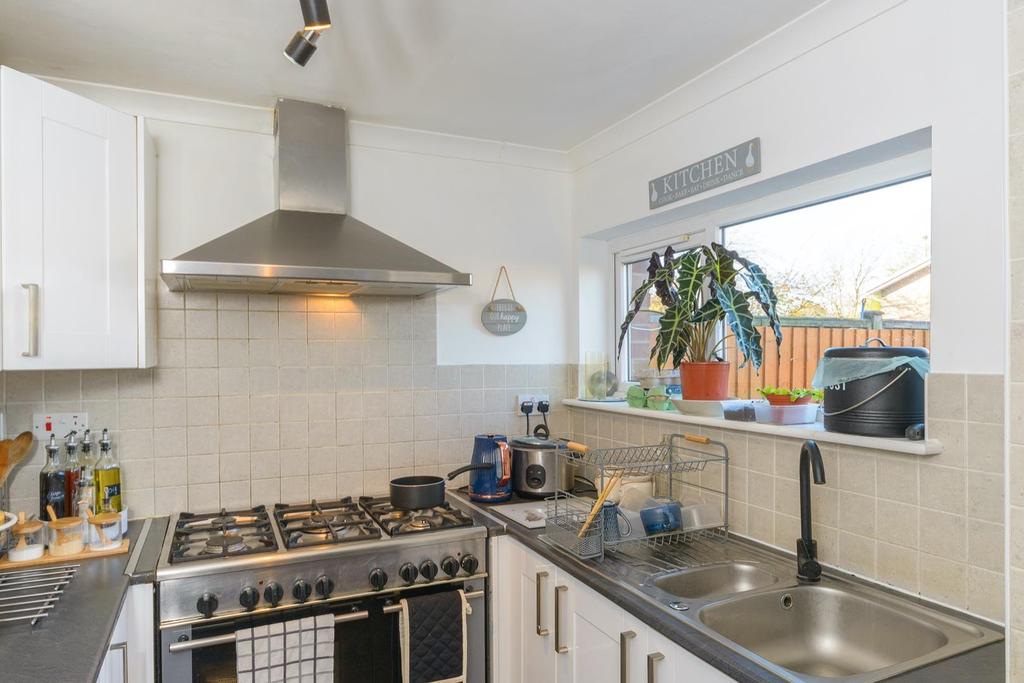 TUOPSDNEROOM13 - Kitchen A.jpg
