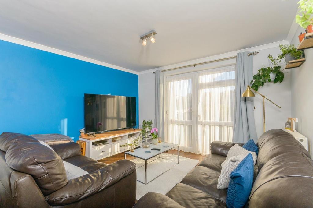TUOPSDNEROOM13 - Living Room C.jpg