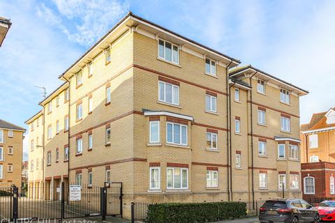 36 Alveston Square, London, E18 1AQ