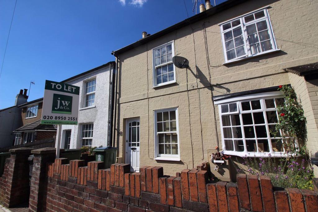 Upper Paddock Road, Oxhey 2 bed house £1,350 pcm (£312 pw)