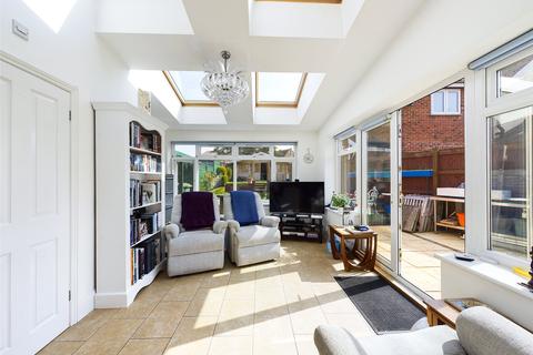 263 Stroud Road, Gloucester, GL1 5JZ