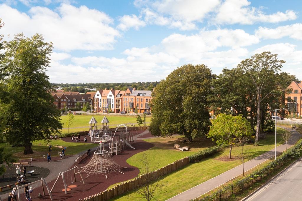 Cedar House at Landmark Square Earle Crescent, Wokingham RG40 2 bed