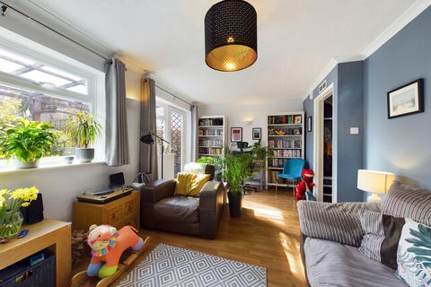 21 Acre Close, Haywards Heath, RH16 4NT