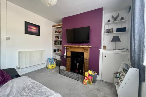 66 Church Road, Alphington, Exeter, EX2 8TA