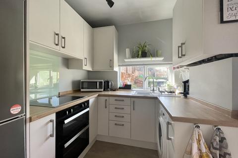 66 Church Road, Alphington, Exeter, EX2 8TA