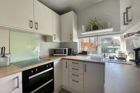 66 Church Road, Alphington, Exeter, EX2 8TA