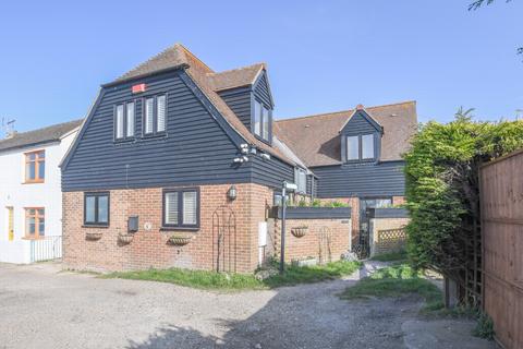 4 bedroom detached house for sale - High Street, Garlinge, CT9
