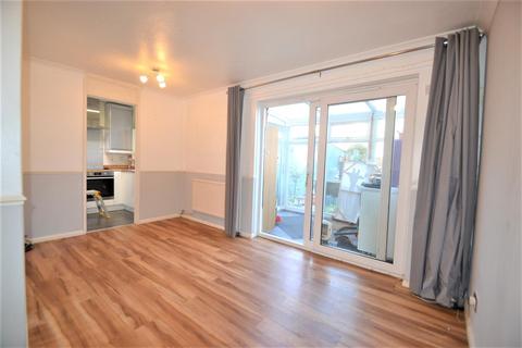 45 Elsworth Close, Feltham, TW14 8SF