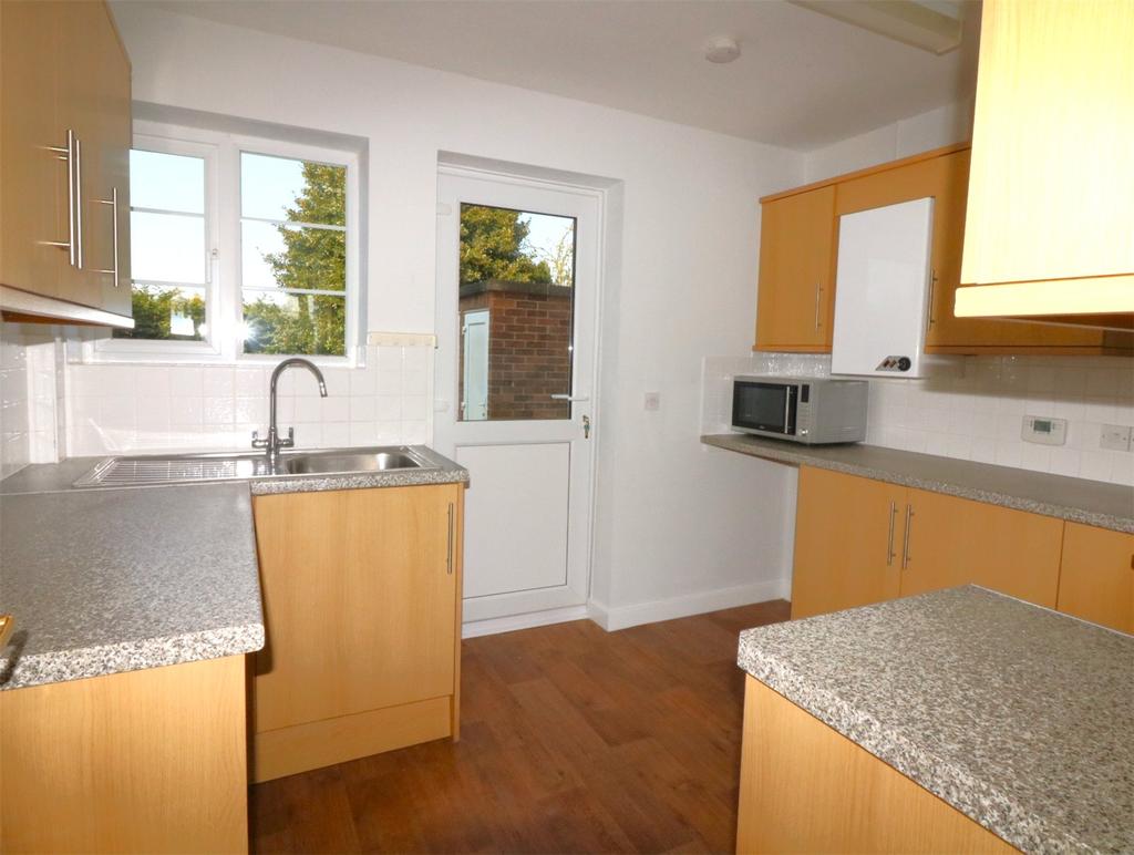 High Street, Ketteringham, Wymondham, Norfolk, NR18 3 bed semidetached