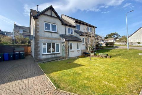 8 St Clair Way, Ardrishaig, Lochgilphead, PA30 8FB