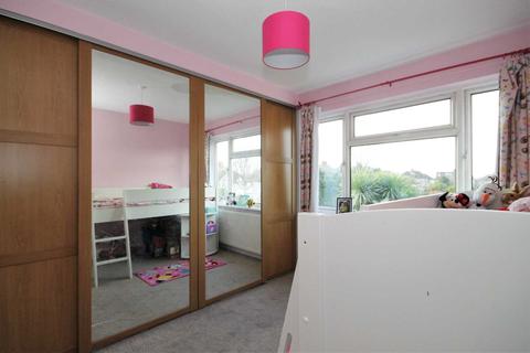 53 Forest Road, Sutton, SM3 9PA