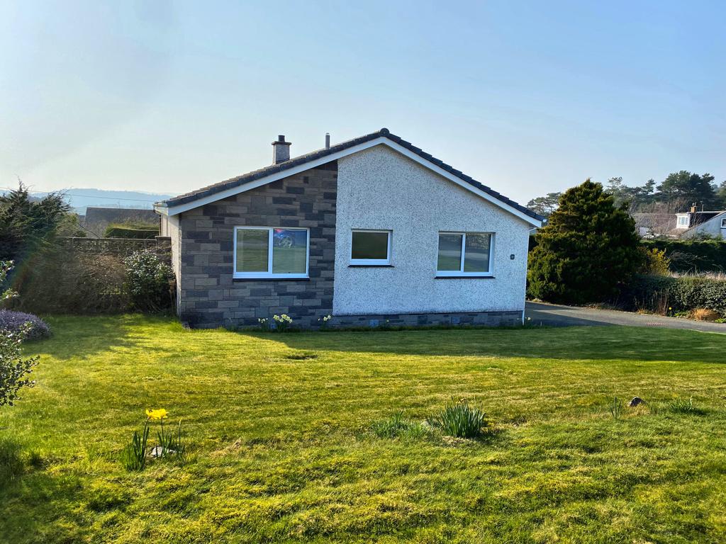 11 Barcloy Mill Road, Rockcliffe... 3 bed detached bungalow £250,000