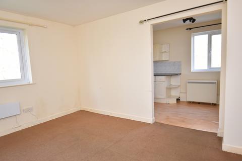 17 Cavalier Way, Wincanton, BA9 9ED