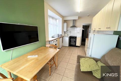 2 bedroom terraced house to rent, Jessie Road, Southsea