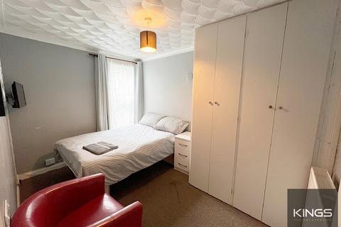 2 bedroom terraced house to rent, Jessie Road, Southsea