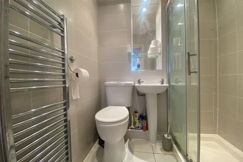 34 Abbots Road, Edgware, HA8 0RE