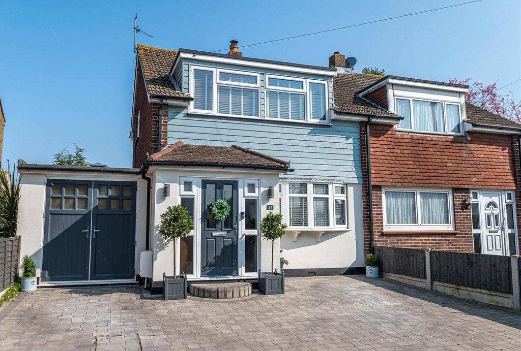 St Johns Road, Great Wakering, Essex, SS3 4 bed semidetached house for sale £400,000