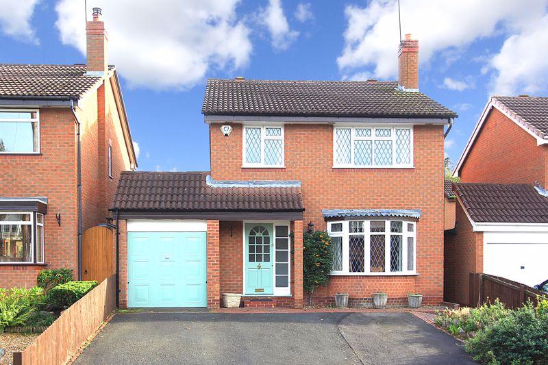 WOMBOURNE, Rookery Road 4 bed detached house £415,000