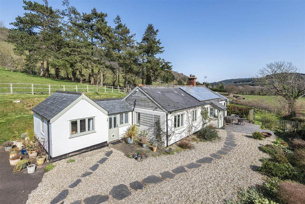 Dunster, Minehead 3 bed bungalow £695,000