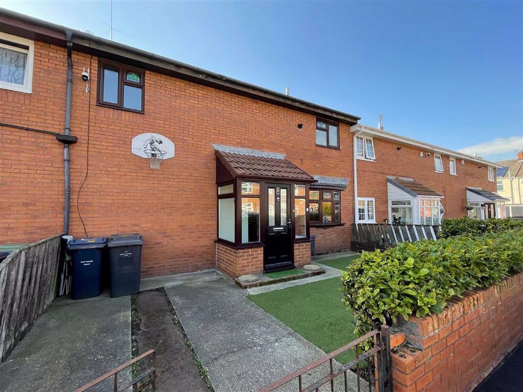 Newburn Court, South Shields 3 bed terraced house £125,000