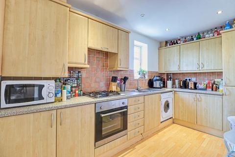 4, Branwell Lodge The Strone, Apperley Bridge, Bradford, BD10 0NY