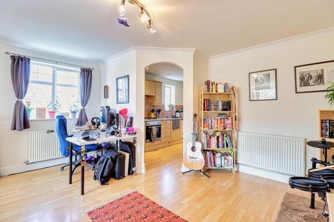 4, Branwell Lodge The Strone, Apperley Bridge, Bradford, BD10 0NY