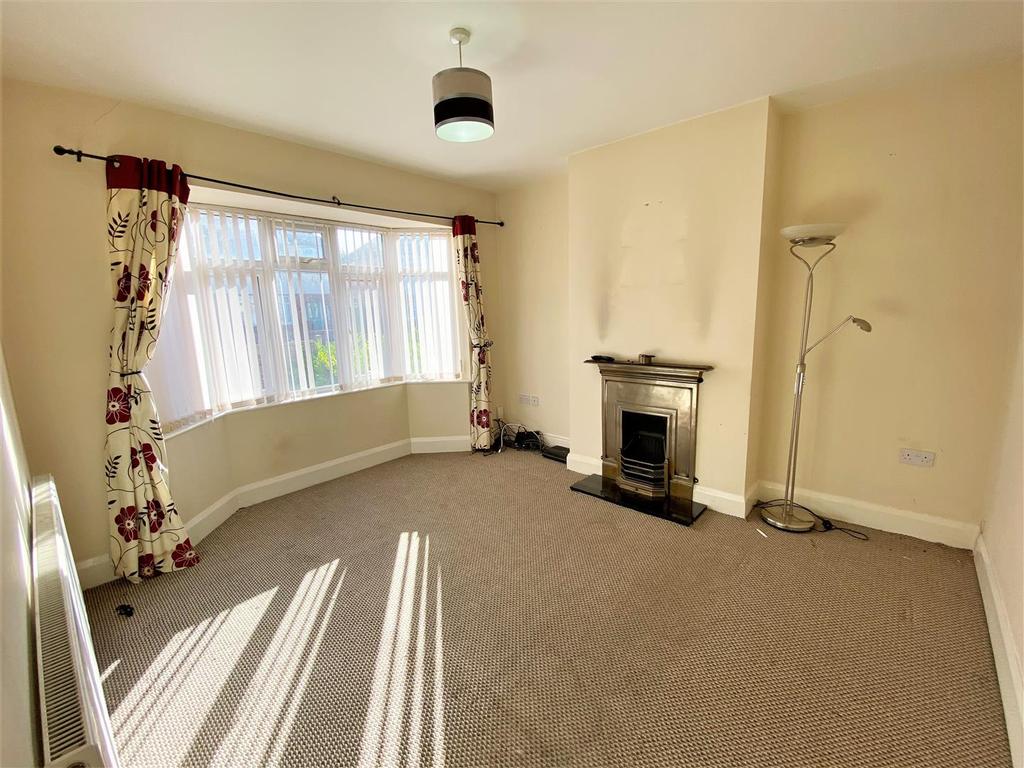 Bancroft Road, Newark 3 bed semidetached house £195,000