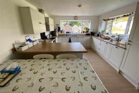 1 School Hill, Shortlanesend, Truro, TR4 9DU
