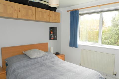 13 Chaplaincy Gardens, Hornchurch, RM11 3SH