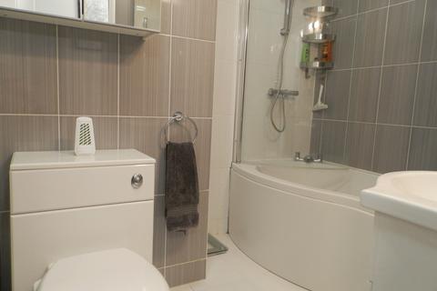 13 Chaplaincy Gardens, Hornchurch, RM11 3SH