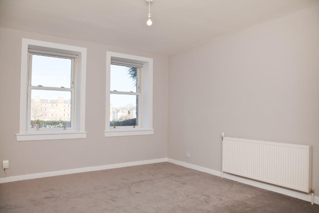 Iona Street, Leith Walk, Edinburgh, EH6 2 bed flat £925 pcm (£213 pw)