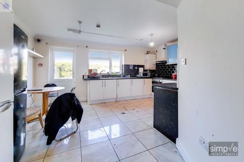 51 Central Avenue, Hayes, UB3 2BW