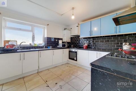 51 Central Avenue, Hayes, UB3 2BW