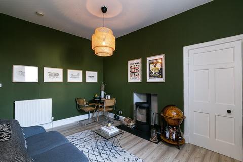 64 Kirkhill Road, Penicuik, EH26 8JF