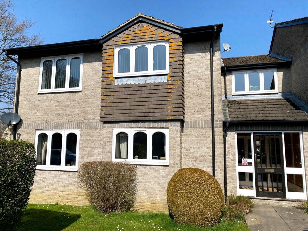 Horton Heath 1 bed flat for sale £140,000