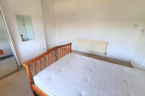 73 Colindeep Lane, London, NW9 6DJ