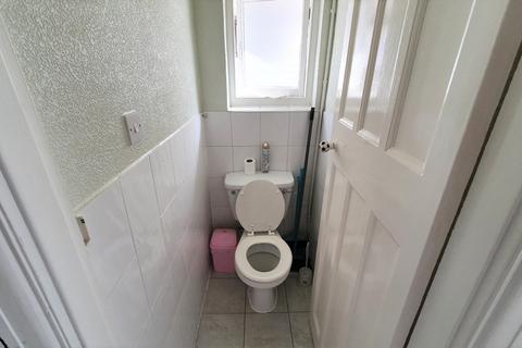 73 Colindeep Lane, London, NW9 6DJ