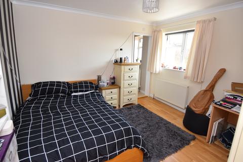 Hillcrest Amesbury Road, Shrewton, Salisbury, SP3 4HD