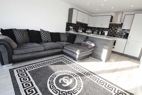 2 bedroom apartment for sale, Waterfront Apartments, Bell Street, North Shields, NE30