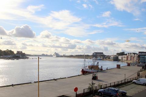 2 bedroom apartment for sale, Waterfront Apartments, Bell Street, North Shields, NE30