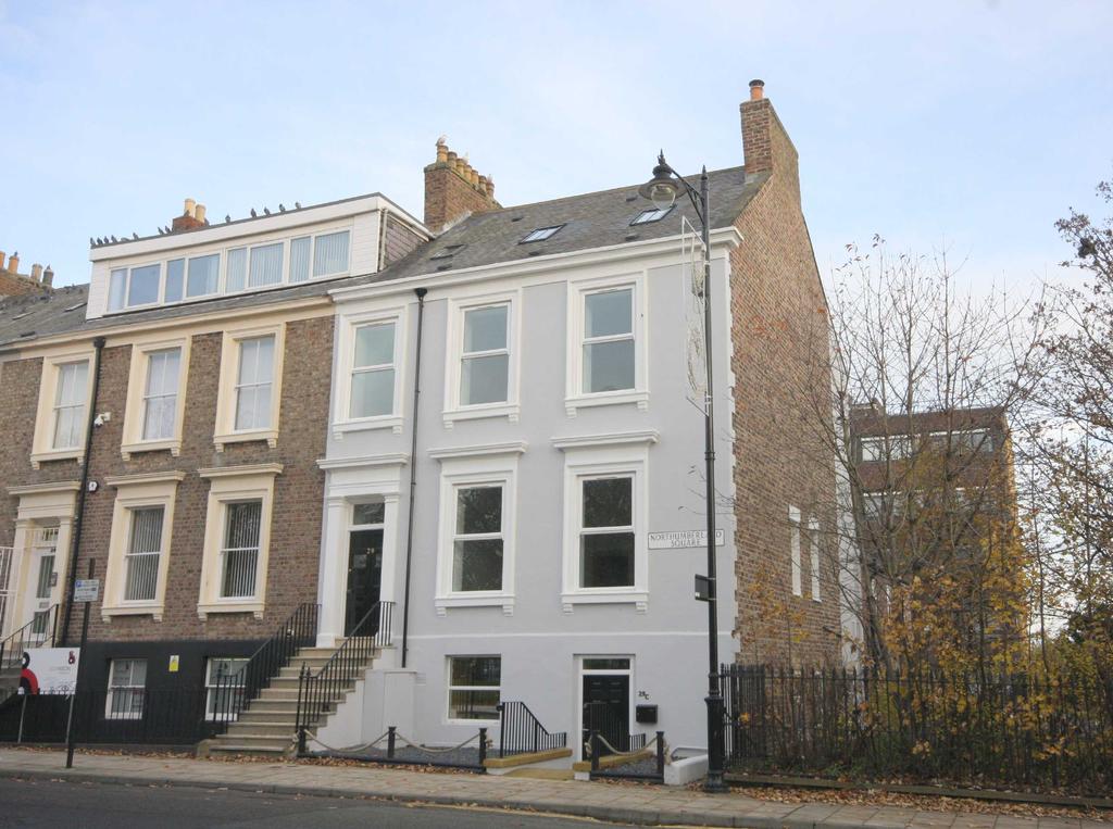 Northumberland Square, North Shields, Tyne & Wear, NE30 2 bed apartment