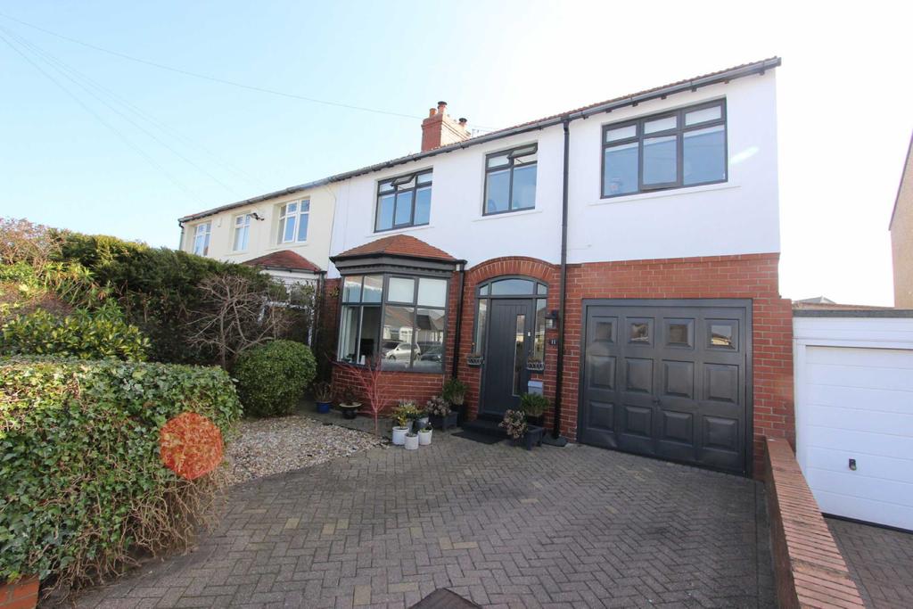 Grange Park, West Monkseaton, Tyne &... 5 bed semidetached house £